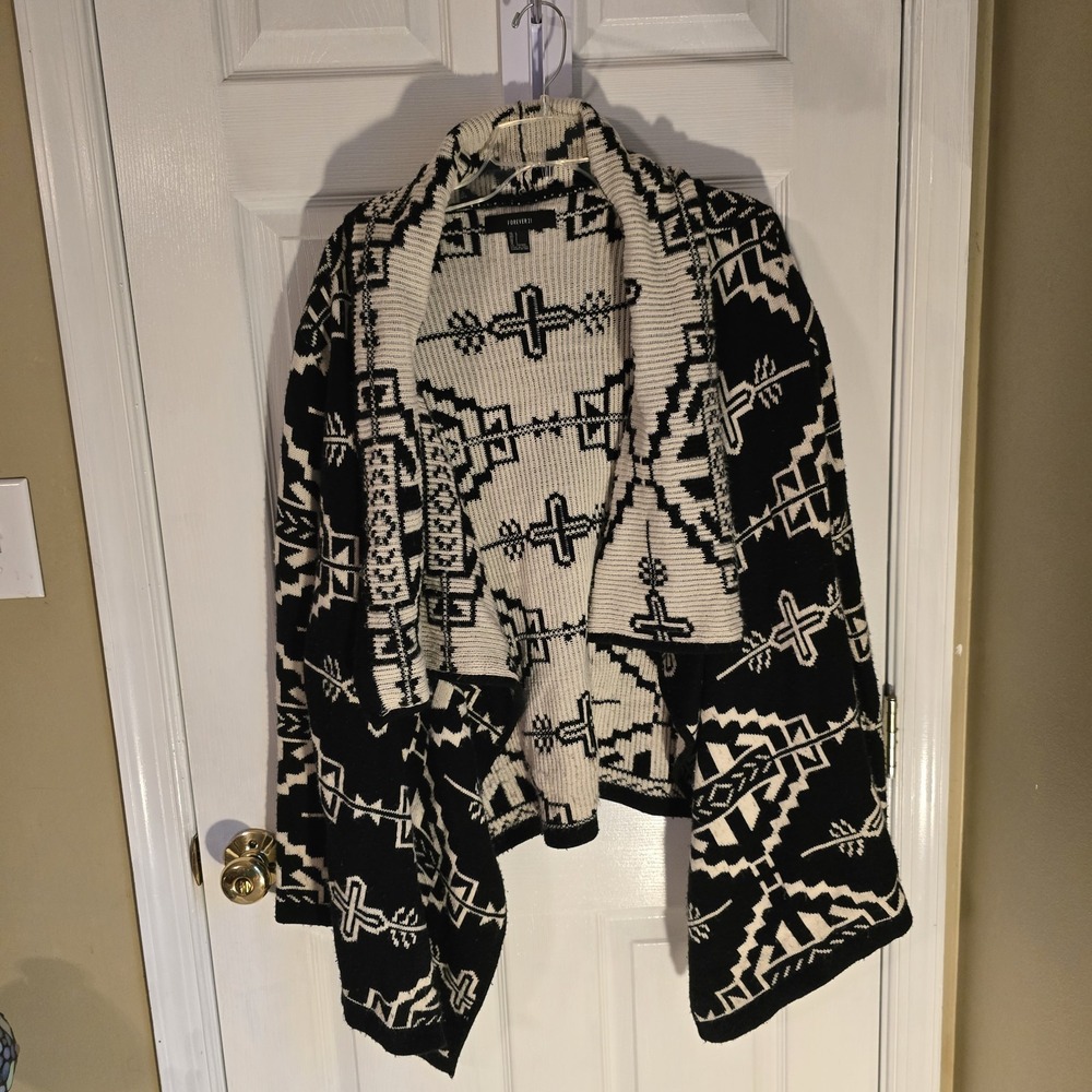 Forever 21 Womens Large Black White Southwestern Geometric Open Front Cardigan